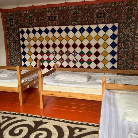 Naryn Guest House Ngoại thất bức ảnh