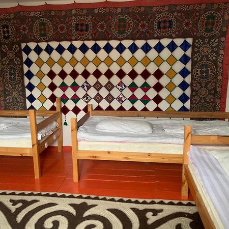 Naryn Guest House Ngoại thất bức ảnh