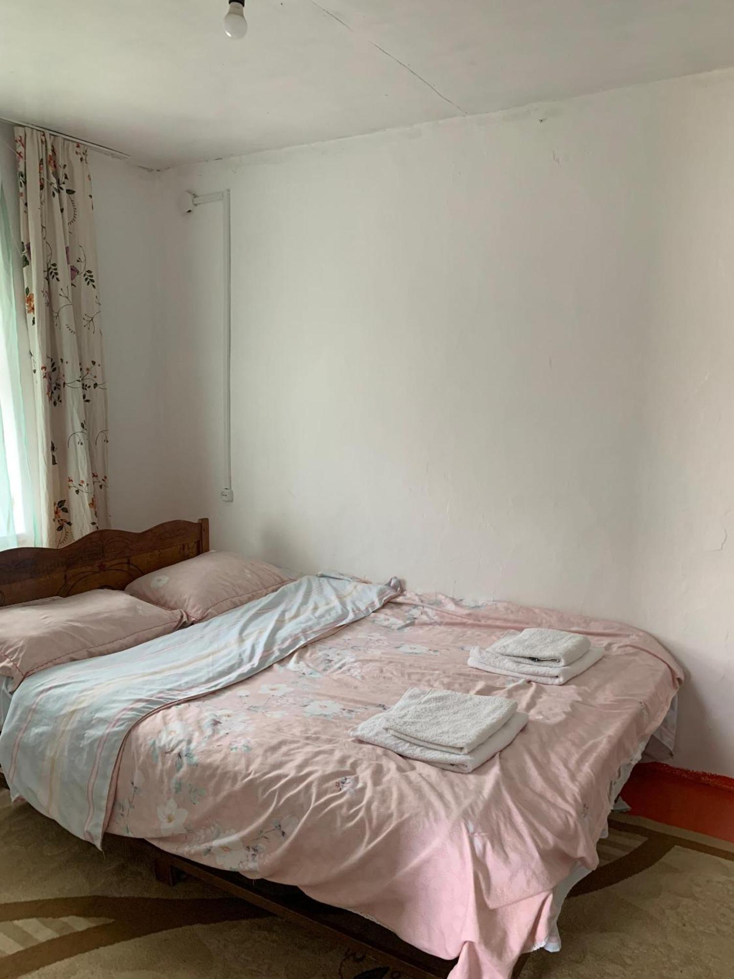 Naryn Guest House Ngoại thất bức ảnh